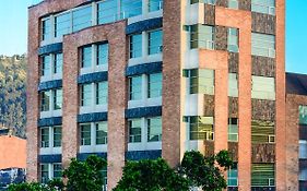Hotel Parque 63
